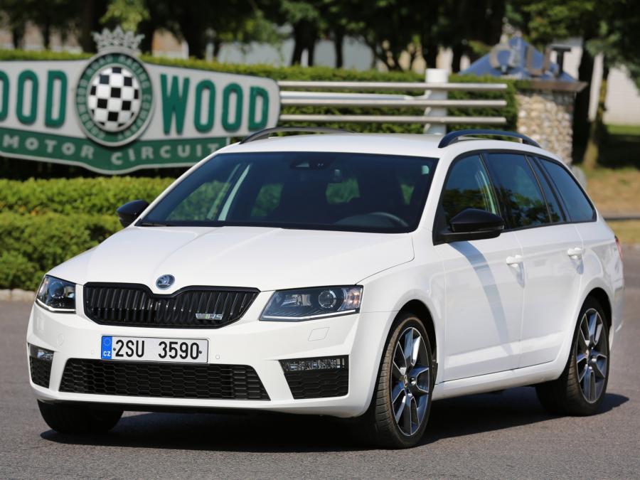 Skoda Octavia RS Combi 2013 года  (фото 8 из 20)
